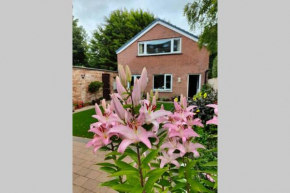 BT 9 Granny Flat & walled garden